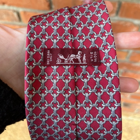 Hermes 100% Silk Tie Made in France Linked Chain - Picture 2 of 5